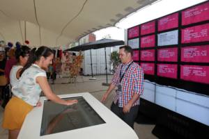 080-fashion-interactuando