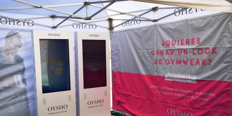 totem-oysho-interactuando