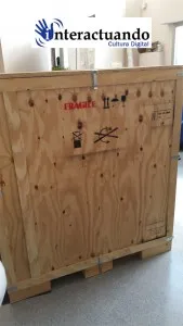 Cajón atril 50 pulgadas interactivo