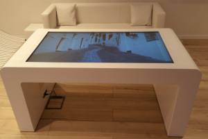 interactuando-mesa-interactiva-retroproyeccion