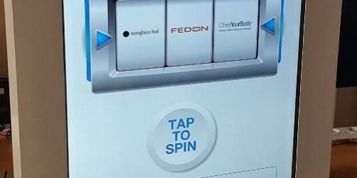 aena-interactuando aena-interactando-totem-interactivo