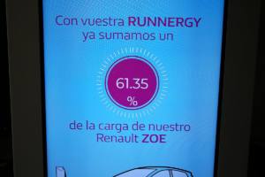 carrera-mujer-renault