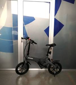 interactuando-bicicleta-electrica
