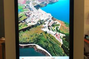 itourist-iznajar-interactuando