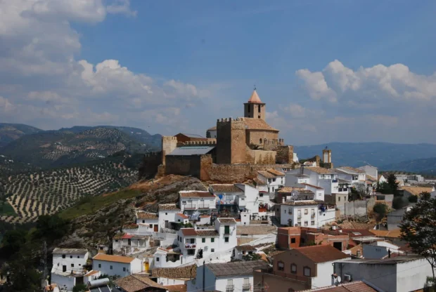 itourist-iznajar-interactuando