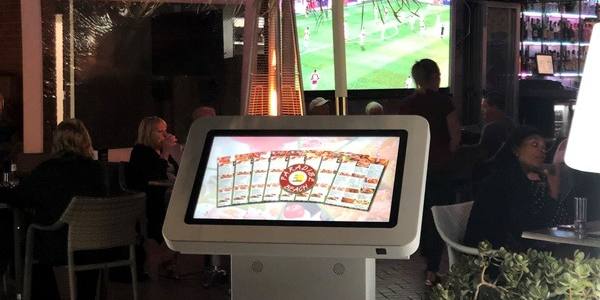 interactuando-restaurante-palmanova