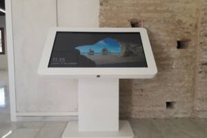 totem-interactivo-serieT-itouch-emasesa