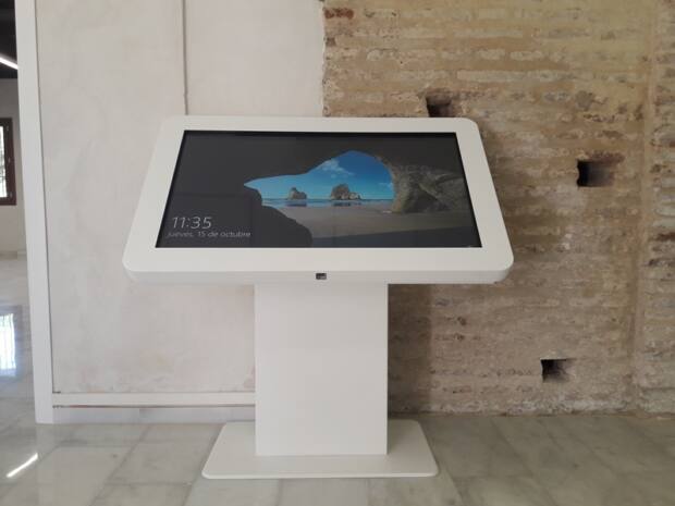 totem-interactivo-serieT-itouch-emasesa