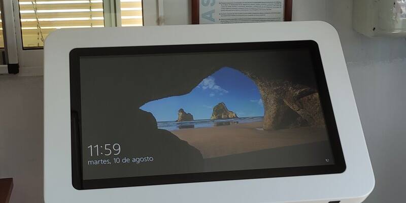 interactuando-emasesa-005atril-interactivo