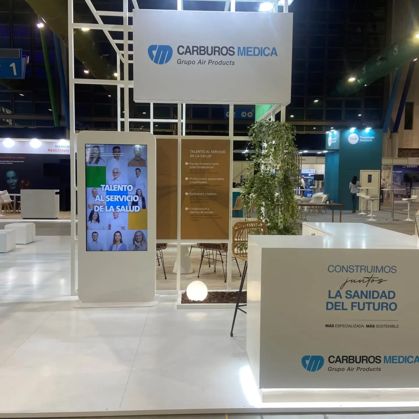 interactuando totem carburos medica
